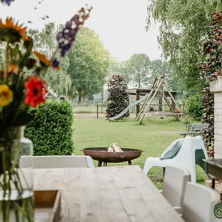 Semesterbostad Tasteful In With Terrace